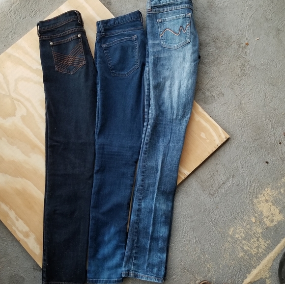 Gap & Rue 21 light, medium, & dark wash - Picture 4 of 7